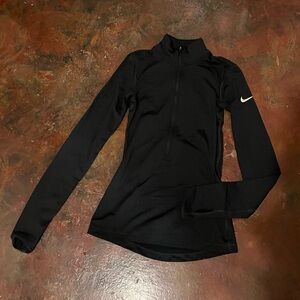 Women’s Fitted Nike Pullover
